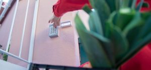 Toegangsbeveiliging met code als onderdeel van fysieke beveiliging